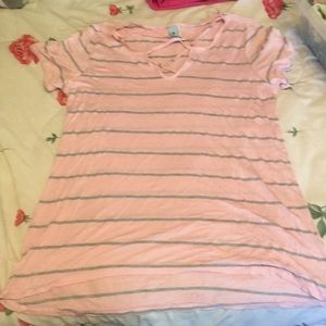 Size small woman’s shirt